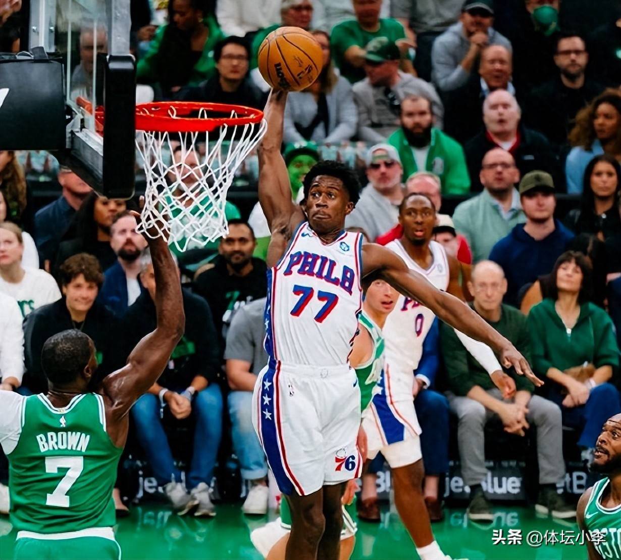 国王绝杀尼克斯，恩比德状态火热