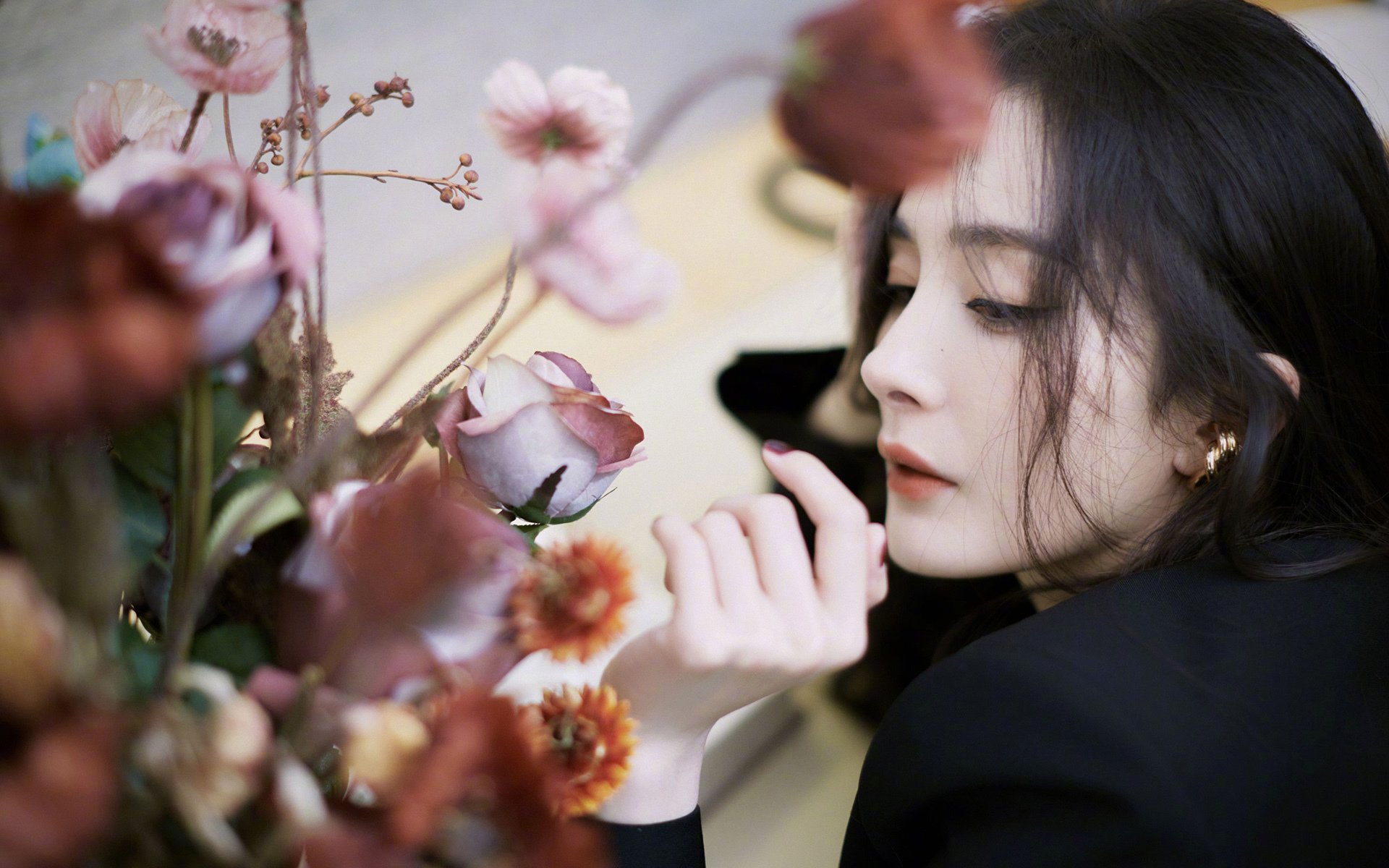 佩德里爆发闪耀西甲，多特蒙德欧冠斩落乌克兰豪门